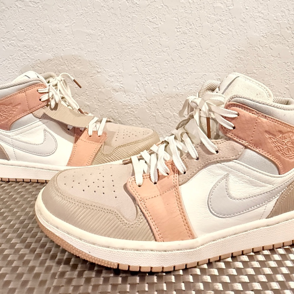 Air Jordan 1 Mid Milan White Light Bone Pink Sail Shimmer CV3044-100 Men’s 9